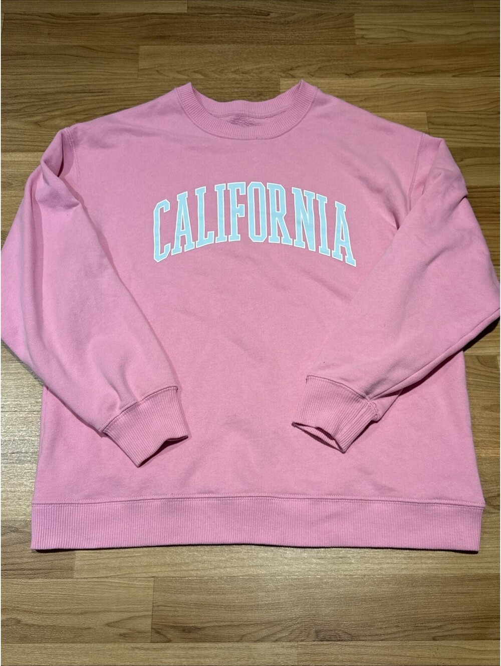 Hollister California Women’s Small Pink Graphic Crewneck Sweatshirt Pullover